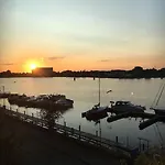 Schoenes Feriendomizil Mit Meerblick Suedstrand Naehe Fliegerdeich In * Wilhelmshaven