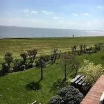 Appartement Schoenes Feriendomizil Mit Meerblick Suedstrand Naehe Fliegerdeich In Wilhelmshaven