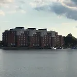 Schoenes Feriendomizil Mit Meerblick Suedstrand Naehe Fliegerdeich In Wilhelmshaven