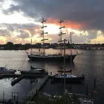 Schoenes Feriendomizil Mit Meerblick Suedstrand Naehe Fliegerdeich In * Wilhelmshaven