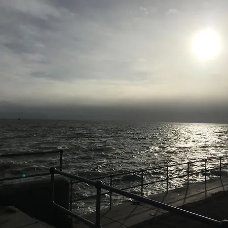 Schoenes Feriendomizil Mit Meerblick Suedstrand Naehe Fliegerdeich In Appartement *