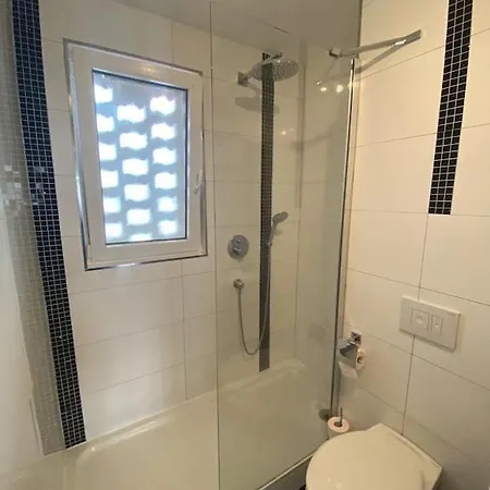 Schoenes Feriendomizil Mit Meerblick Suedstrand Naehe Fliegerdeich In Wilhelmshaven