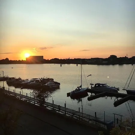 Schoenes Feriendomizil Mit Meerblick Suedstrand Naehe Fliegerdeich In * Βίλχελμσχαφεν