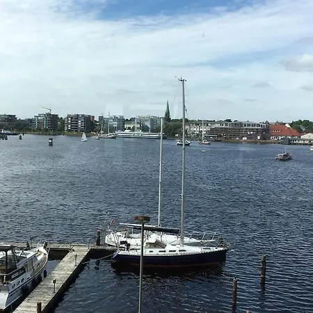 Schoenes Feriendomizil Mit Meerblick Suedstrand Naehe Fliegerdeich In Apartman