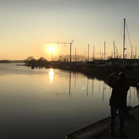 Schoenes Feriendomizil Mit Meerblick Suedstrand Naehe Fliegerdeich In