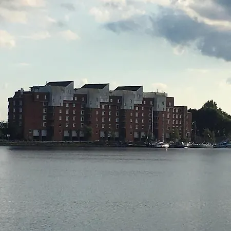 Schoenes Feriendomizil Mit Meerblick Suedstrand Naehe Fliegerdeich In Wilhelmshaven