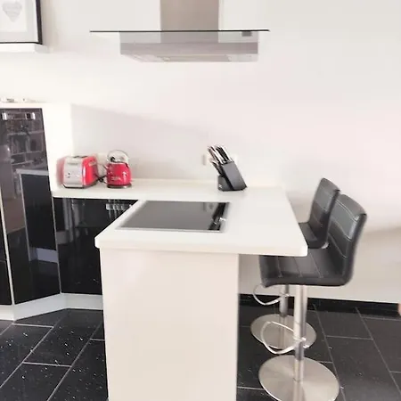 Lejlighed Schoenes Feriendomizil Mit Meerblick Suedstrand Naehe Fliegerdeich In *