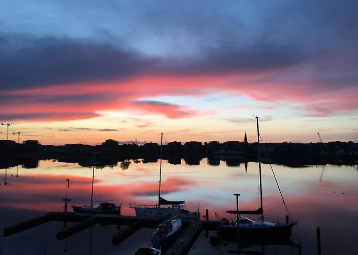 Schönes Feriendomizil Mit Meerblick Südstrand Nähe Fliegerdeich In Apartment Wilhelmshaven