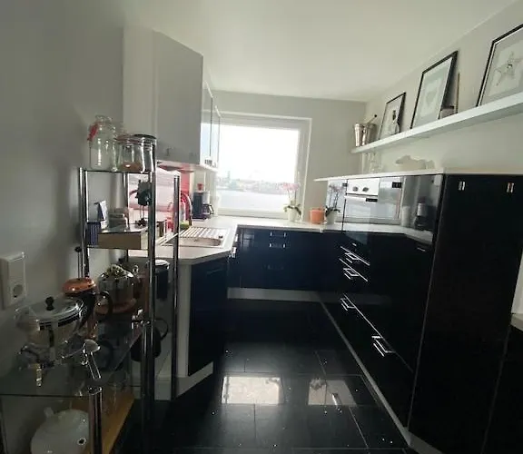 Schönes Feriendomizil Mit Meerblick Südstrand Nähe Fliegerdeich In Apartment