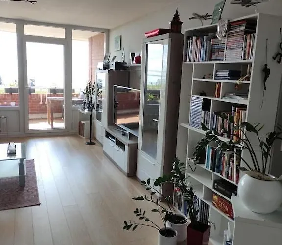 Schoenes Feriendomizil Mit Meerblick Suedstrand Naehe Fliegerdeich In Daire *