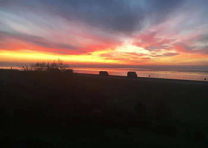 Schönes Feriendomizil Mit Meerblick Südstrand Nähe Fliegerdeich In * Wilhelmshaven